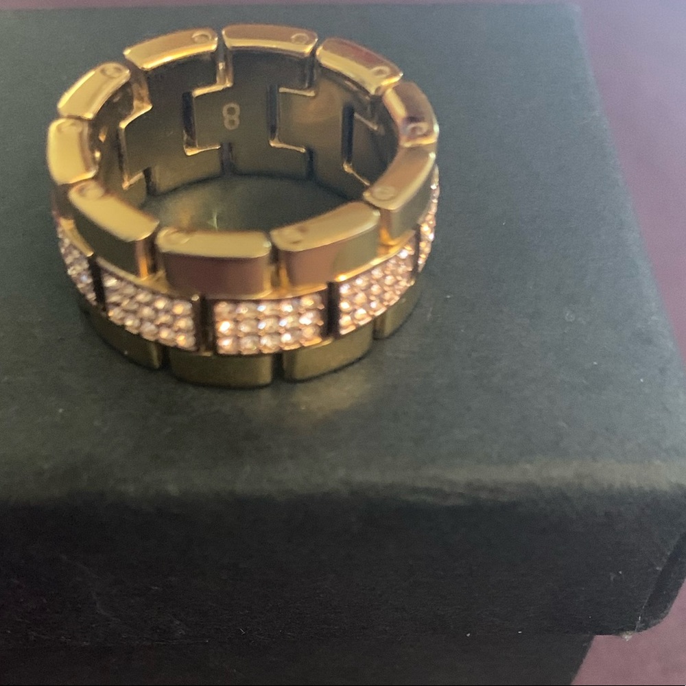 Cannot Use It Too Tight For My Finger - image 4